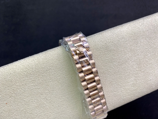 激安ロレックス着用イメージ